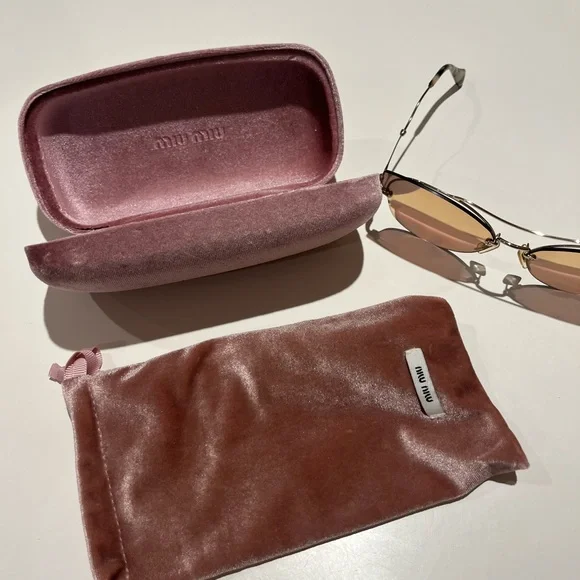 Miu Miu Pink Mirror Cat Eye Sunglasses 52s display picture 1